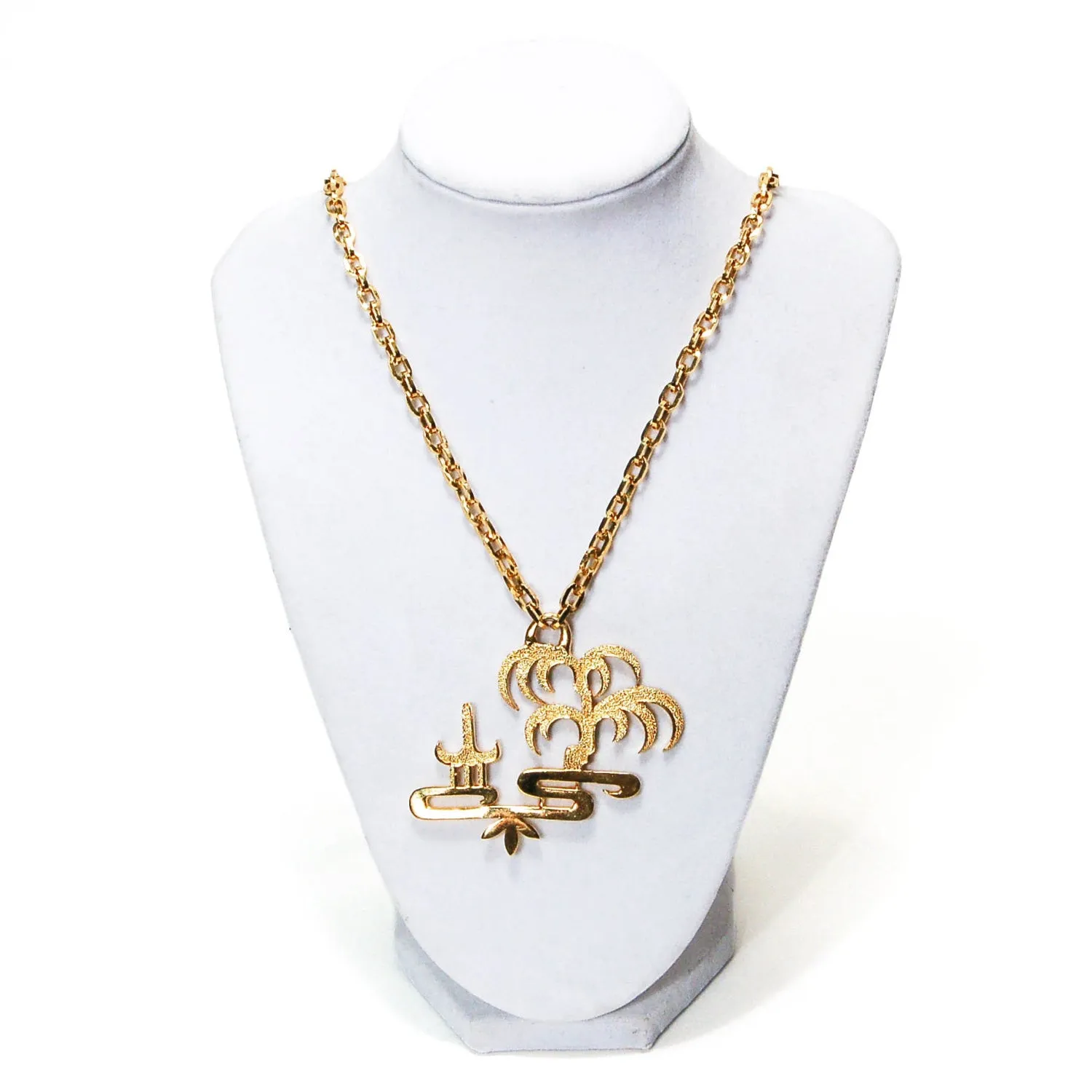 1970's Asian Inspired Pendant Necklace by Crown Trifari