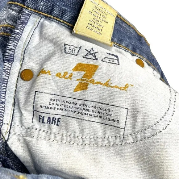 7 For All Mankind Original Bootcut Jeans in New York Dark Wash Size 28