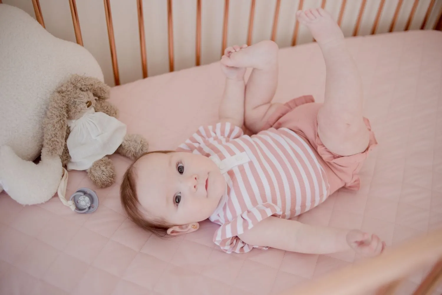 Bambella 2-in-1 Waterproof Cot Sheet & Mattress Protector | Lullaby Pink