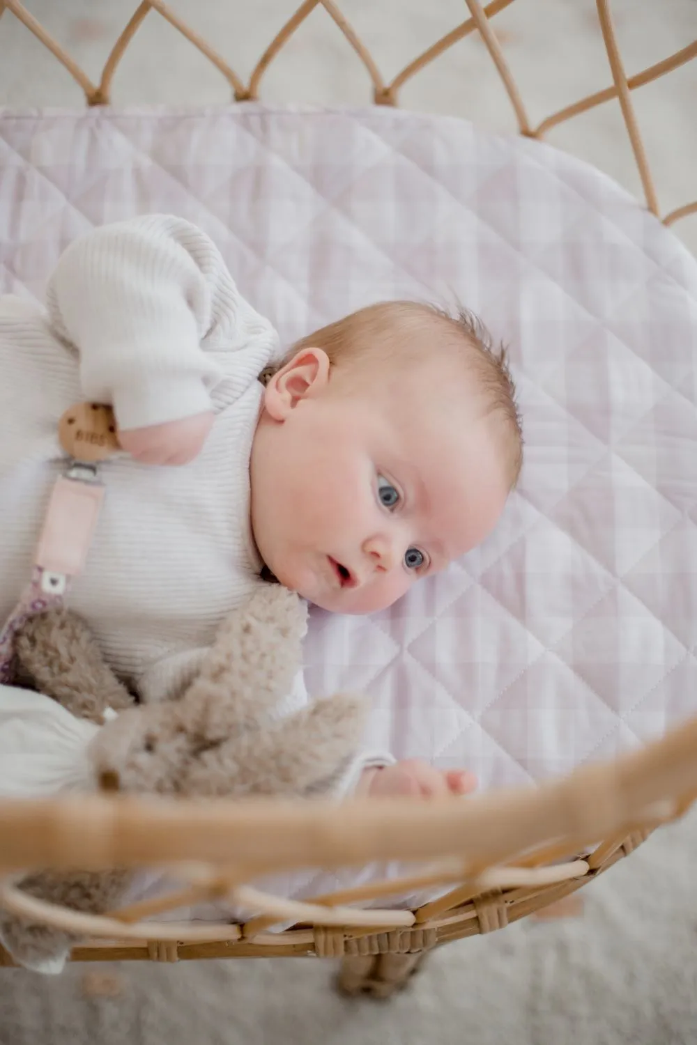 Bambella Waterproof Bassinet Sheet | Blush Gingham