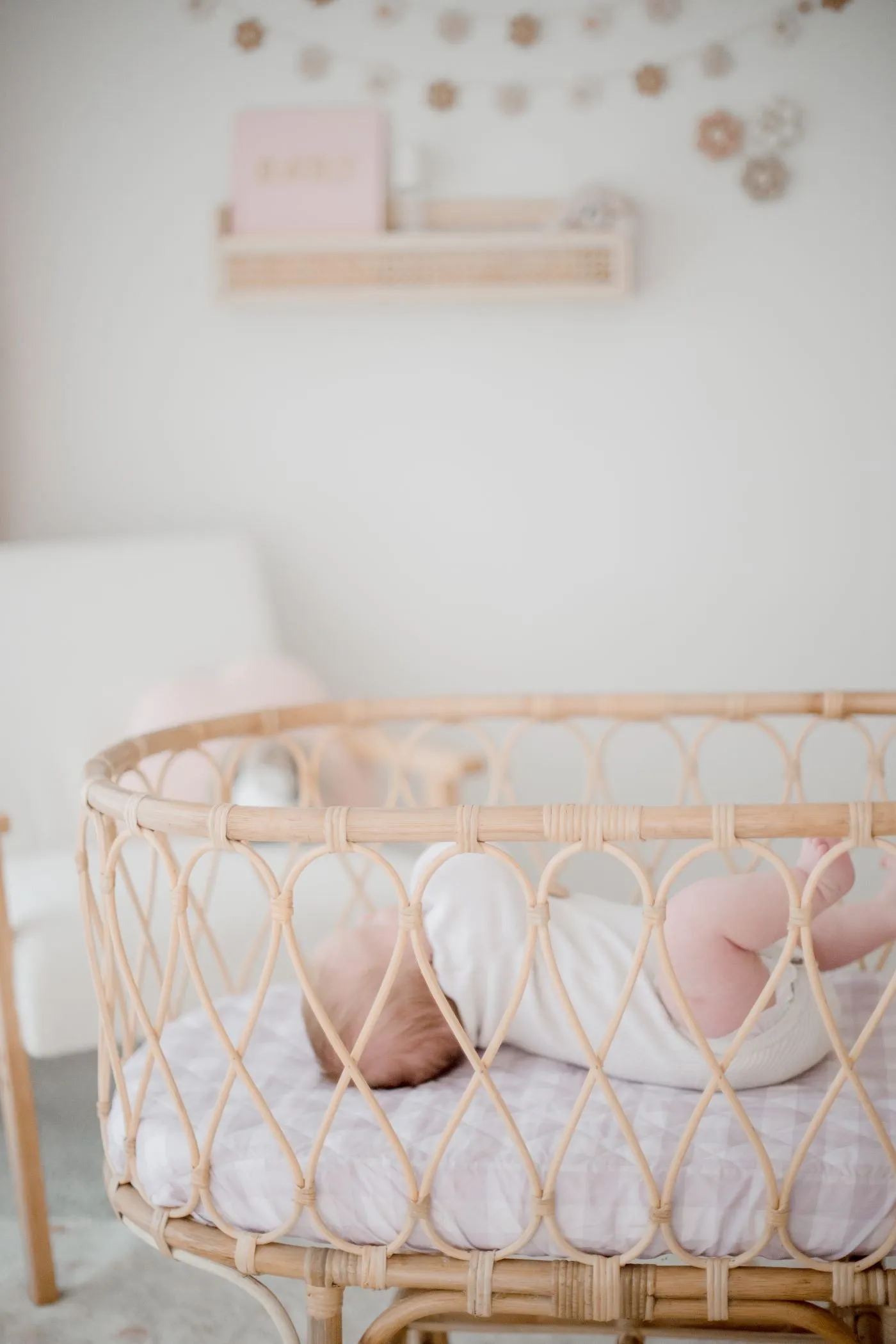 Bambella Waterproof Bassinet Sheet | Blush Gingham