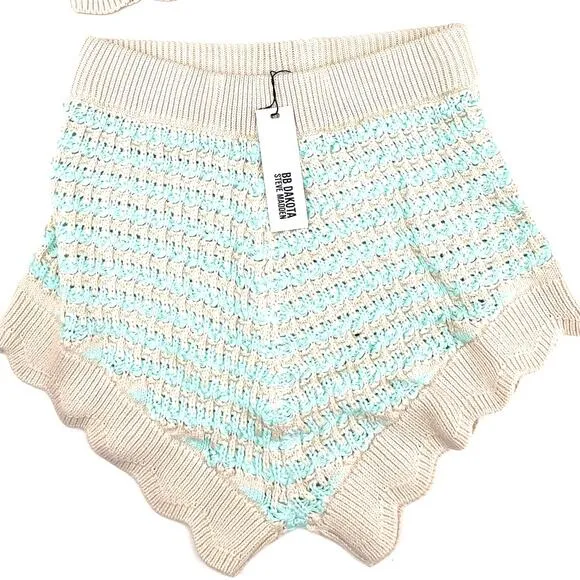BB Dakota Steve Madden High Waist Blue &amp; Cream Crochet Shorts Medium NWT