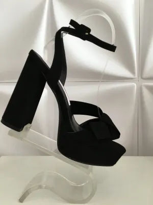 Black Bow Heel