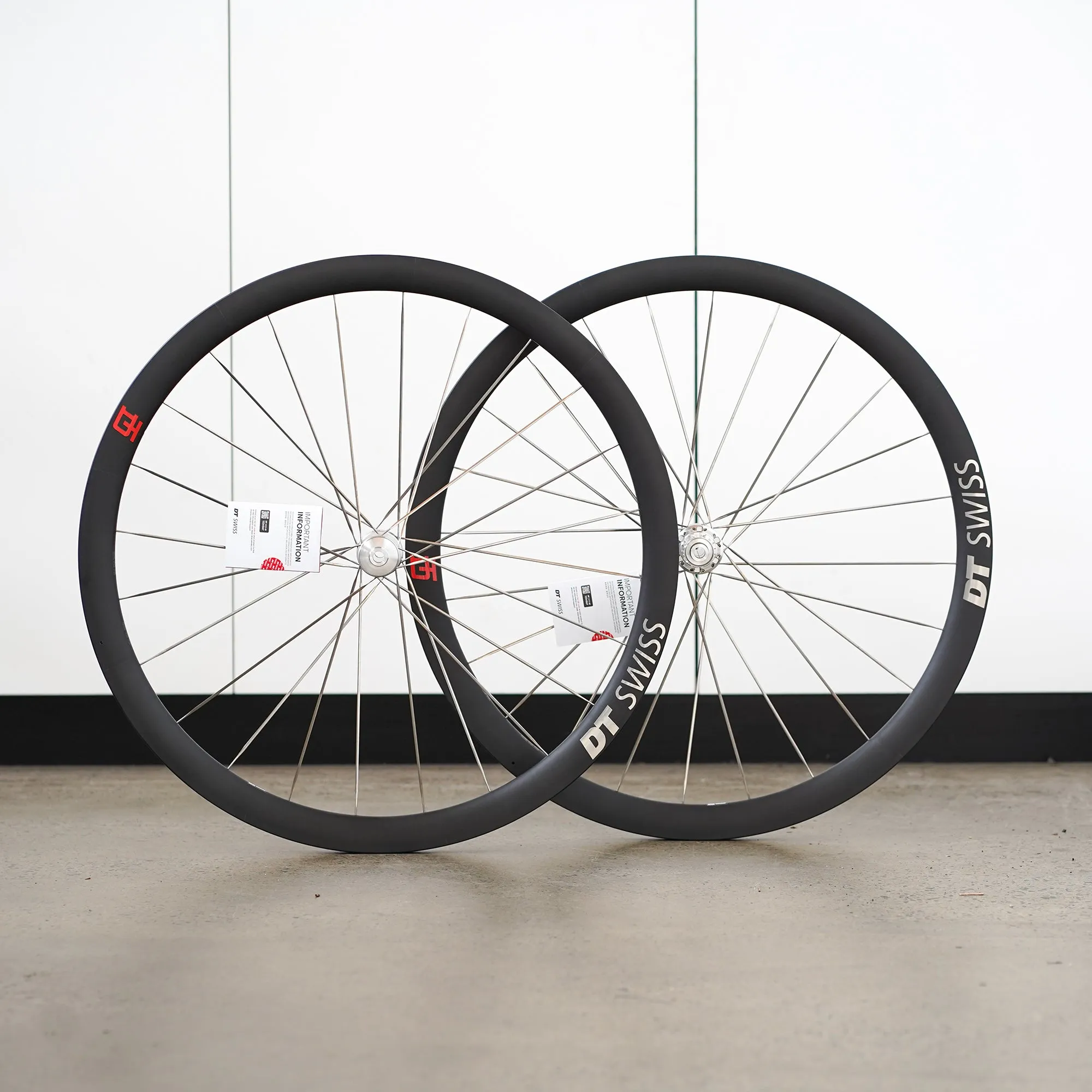 DT Swiss ARC 1100 DiCut DB 38 3 Decades Wheels