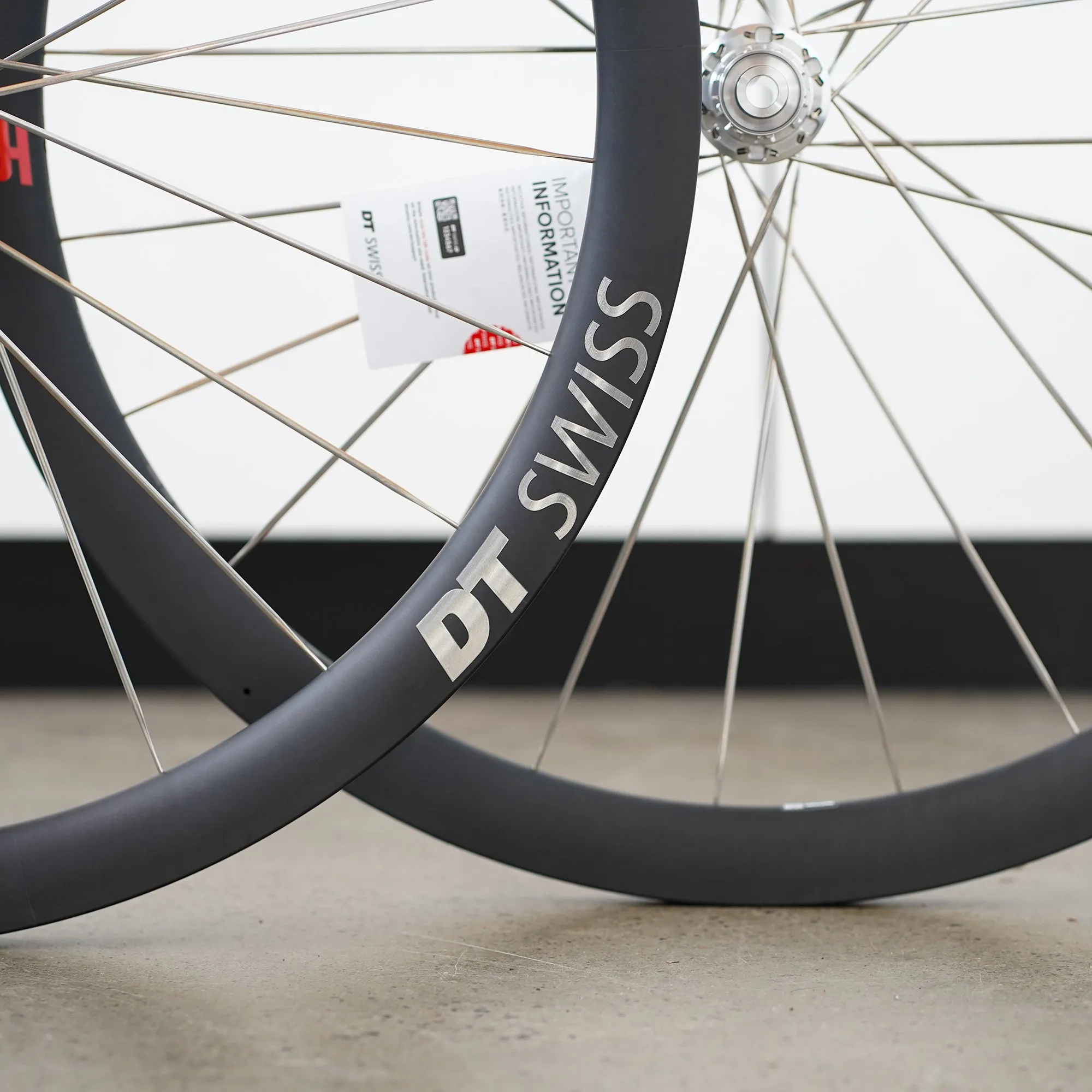 DT Swiss ARC 1100 DiCut DB 38 3 Decades Wheels
