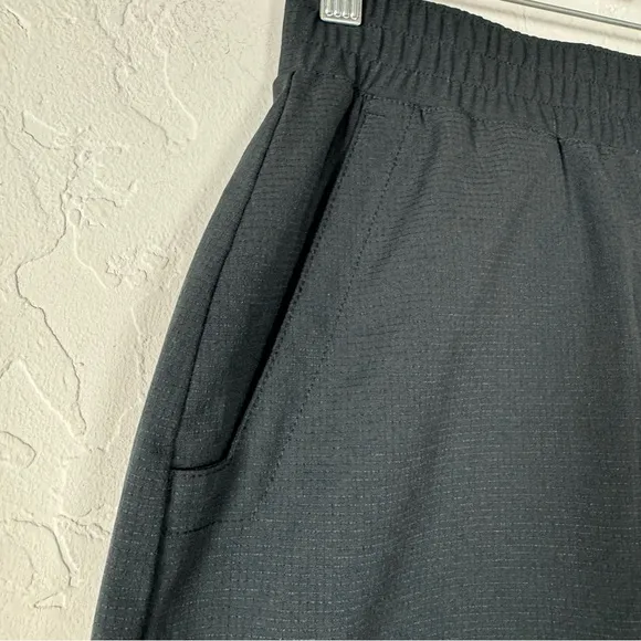 Duluth Trading Skort Skirt Breezeshooter Solid Black Pull On Outdoor Hiking Knit