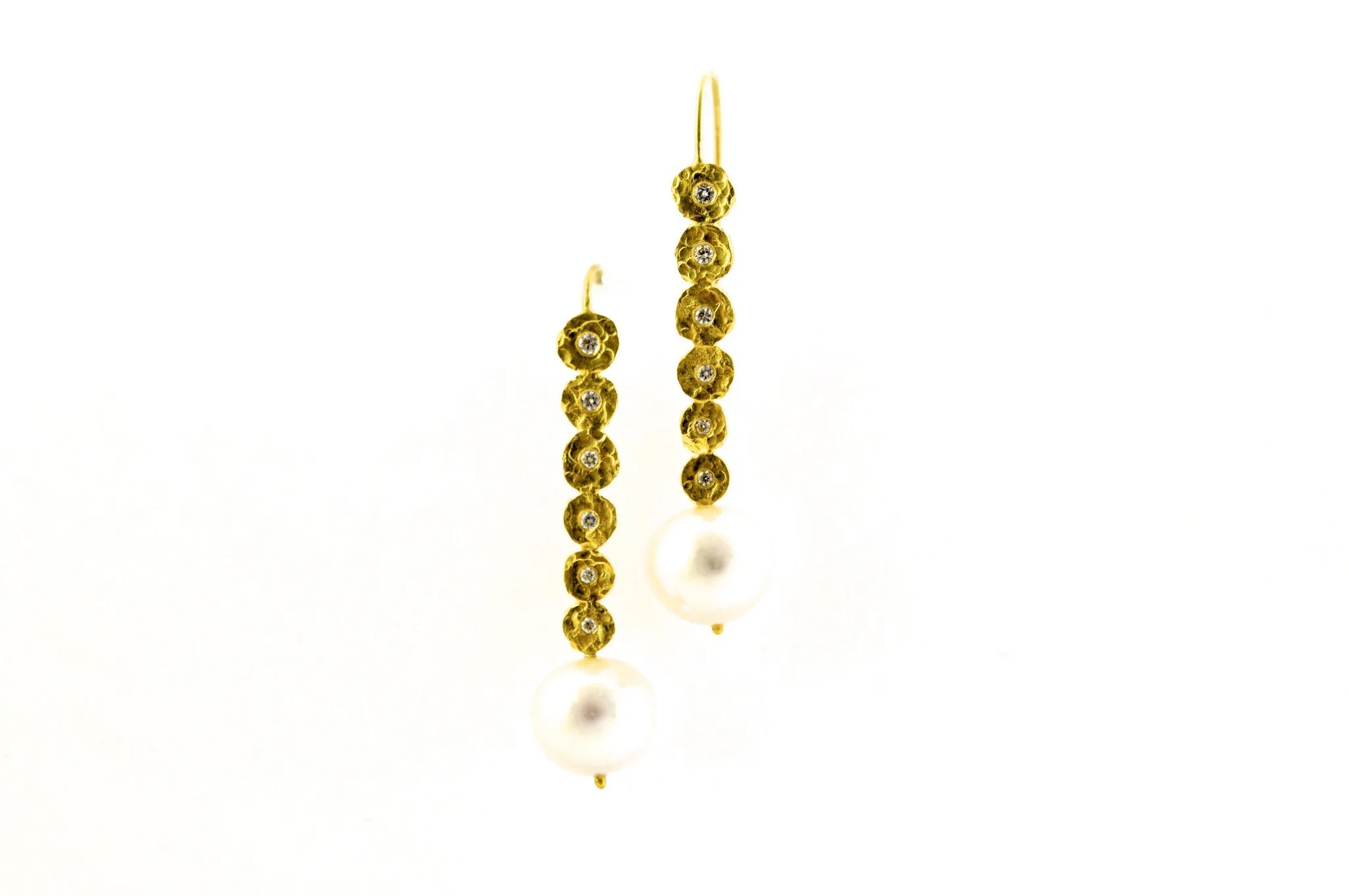 earrings / gold hammered   diamonds   pearl drops