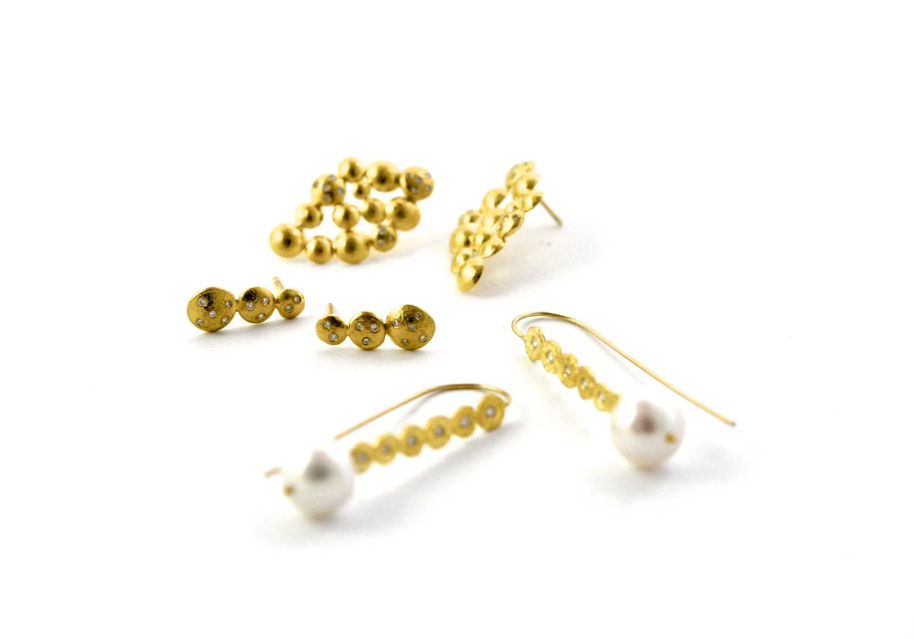 earrings / gold hammered   diamonds   pearl drops