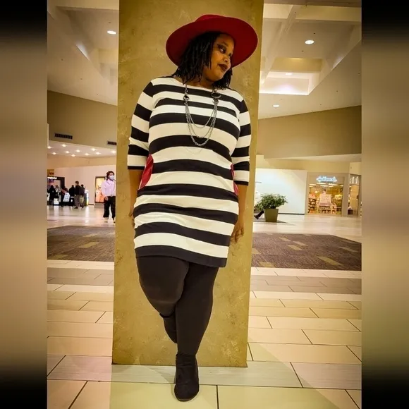 Joan Vass Black and White Horizontal Stripes Dress w/Burgundy Pockets