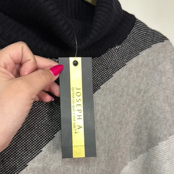 Joseph A Black and Gray Cowl Turtleneck Sweater