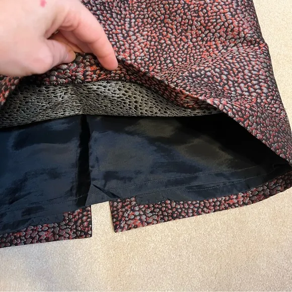 Lafayette 148 Metallic Animal Print Skirt Red Grey Silver Black Size 8 EUC