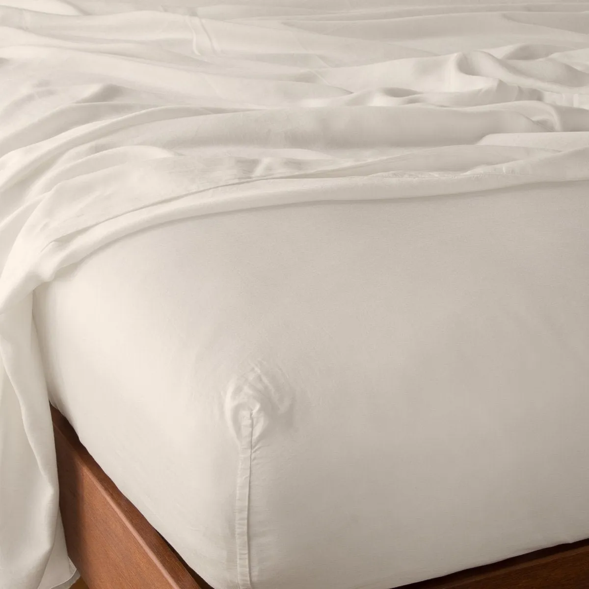 Madera Luxe Fitted Sheet - Queen, Cal King, E. King
