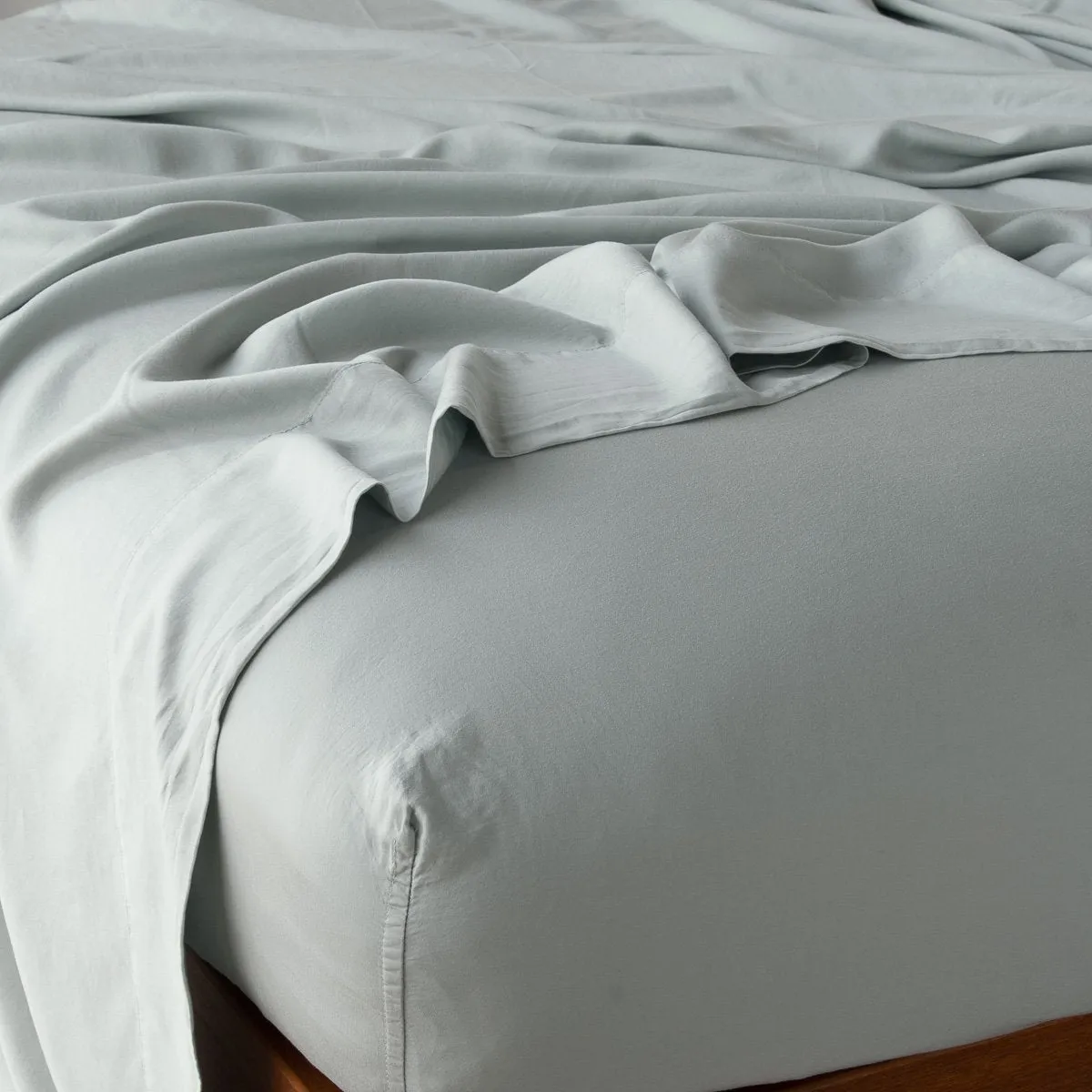 Madera Luxe Fitted Sheet - Queen, Cal King, E. King