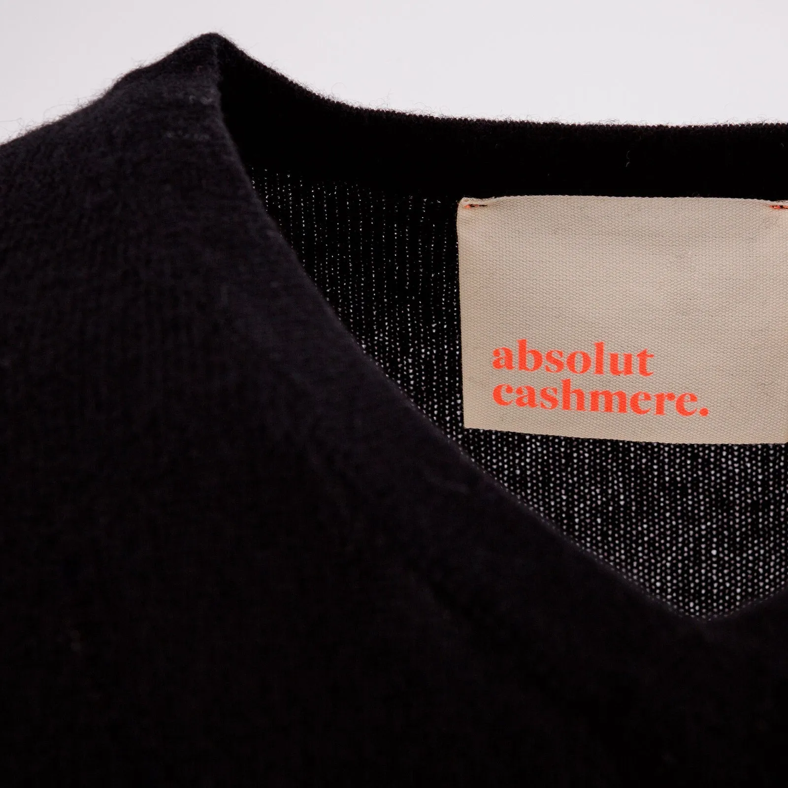 MAGLIONE SCOLLO V PAUL IN CASHMERE ECO FRIENDLY