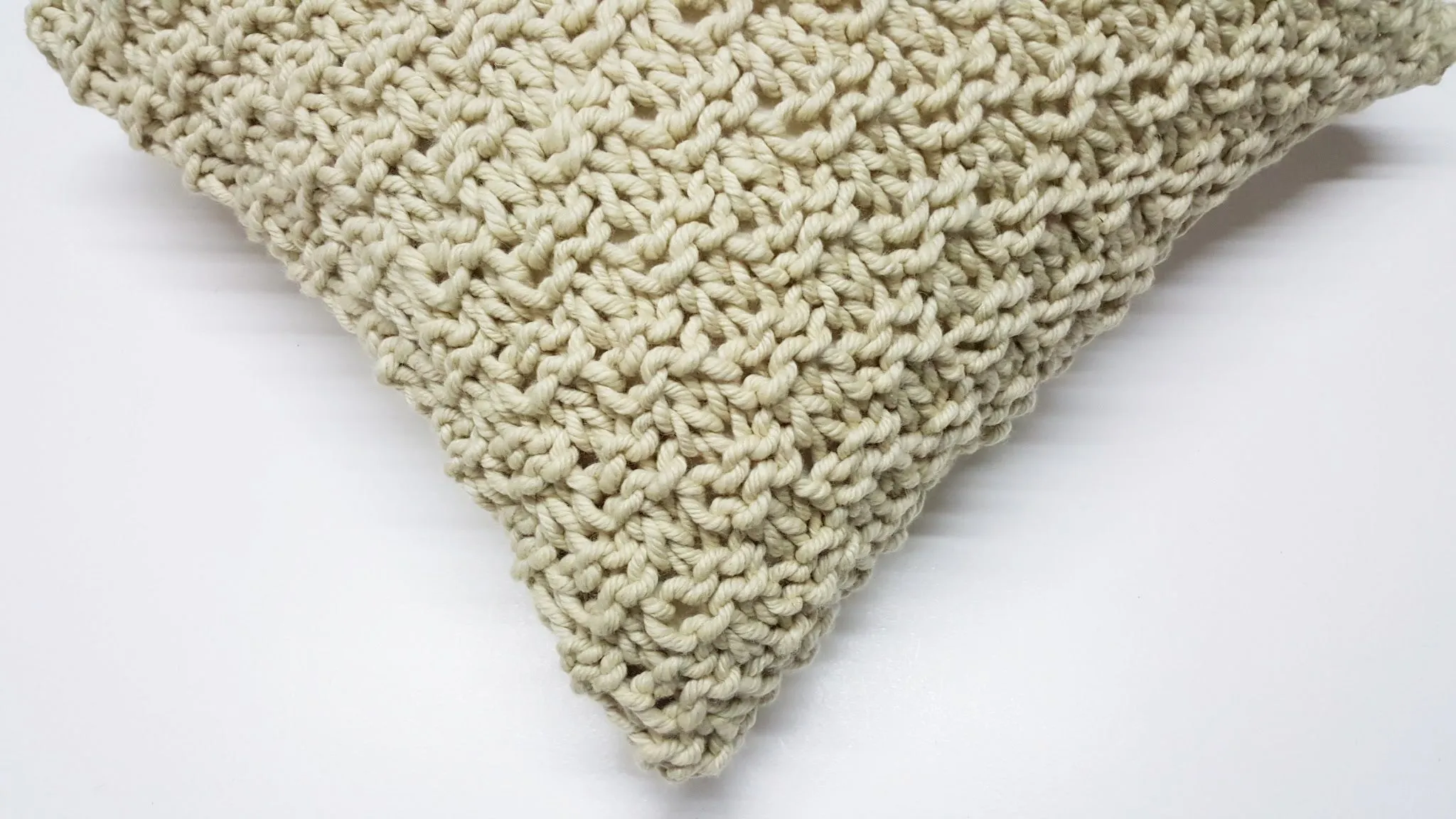 Mecha Twisted Wool Pillow