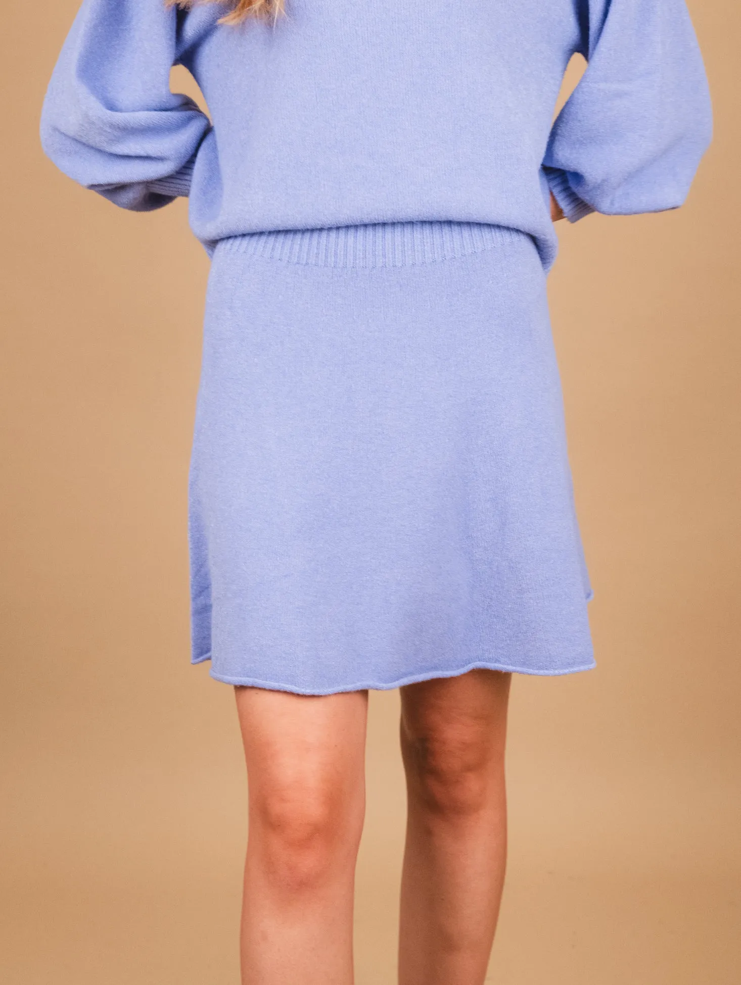 MINI GONNA IN MAGLIA AZZURRA