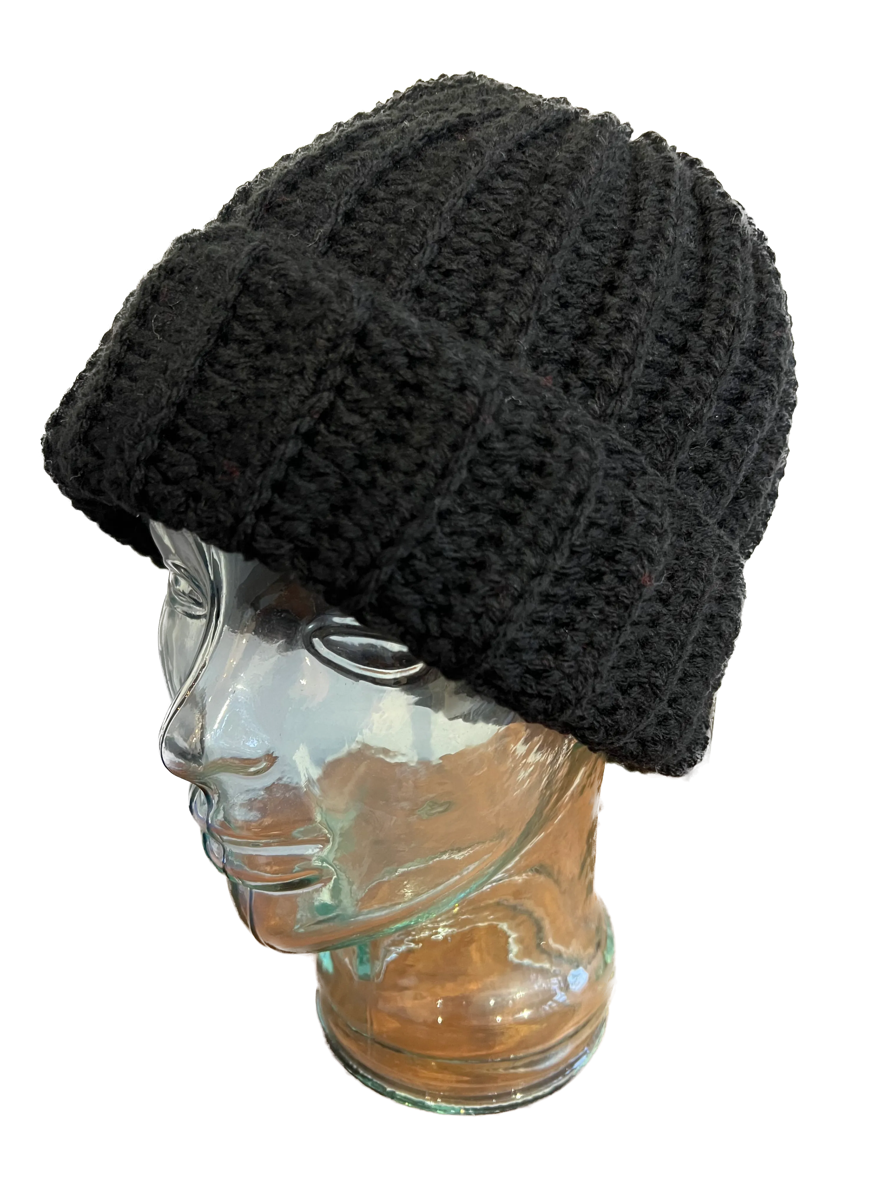 ONE-SIZE-FITS-ALL CROCHET BEANIE