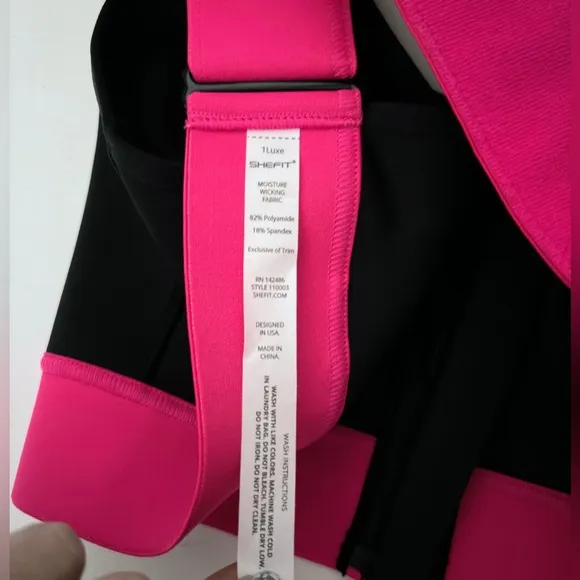 SHEFIT 1 LUXE 110003 HIGH IMPACT FLES ULTIMATE sports bra PINK BLACK NWT