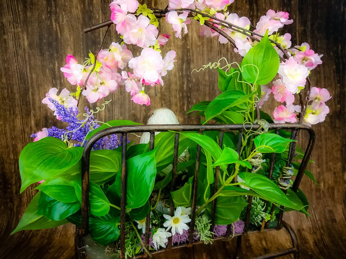 Spring Farmhouse Bench Centerpiece