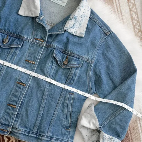 TASHA POLIZZI DESIGNER WESTERN DENIM JEAN JACKET SECRET POCKETS FLORAL SZ L