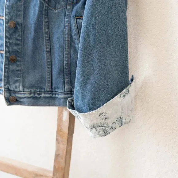 TASHA POLIZZI DESIGNER WESTERN DENIM JEAN JACKET SECRET POCKETS FLORAL SZ L