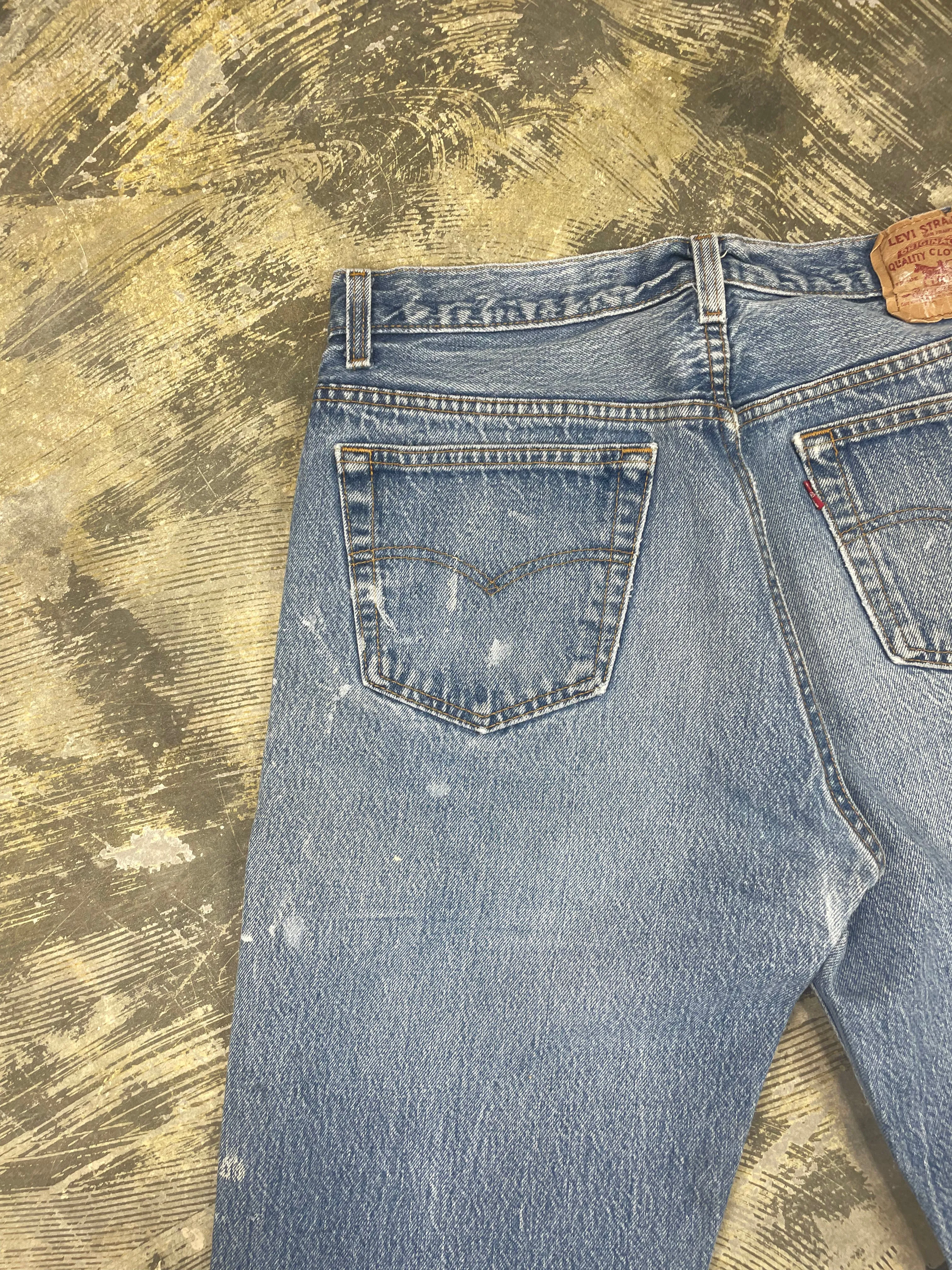 Vintage Levi 501 USA Premium Wash & Paint Denim Jeans (JYJ-0321)