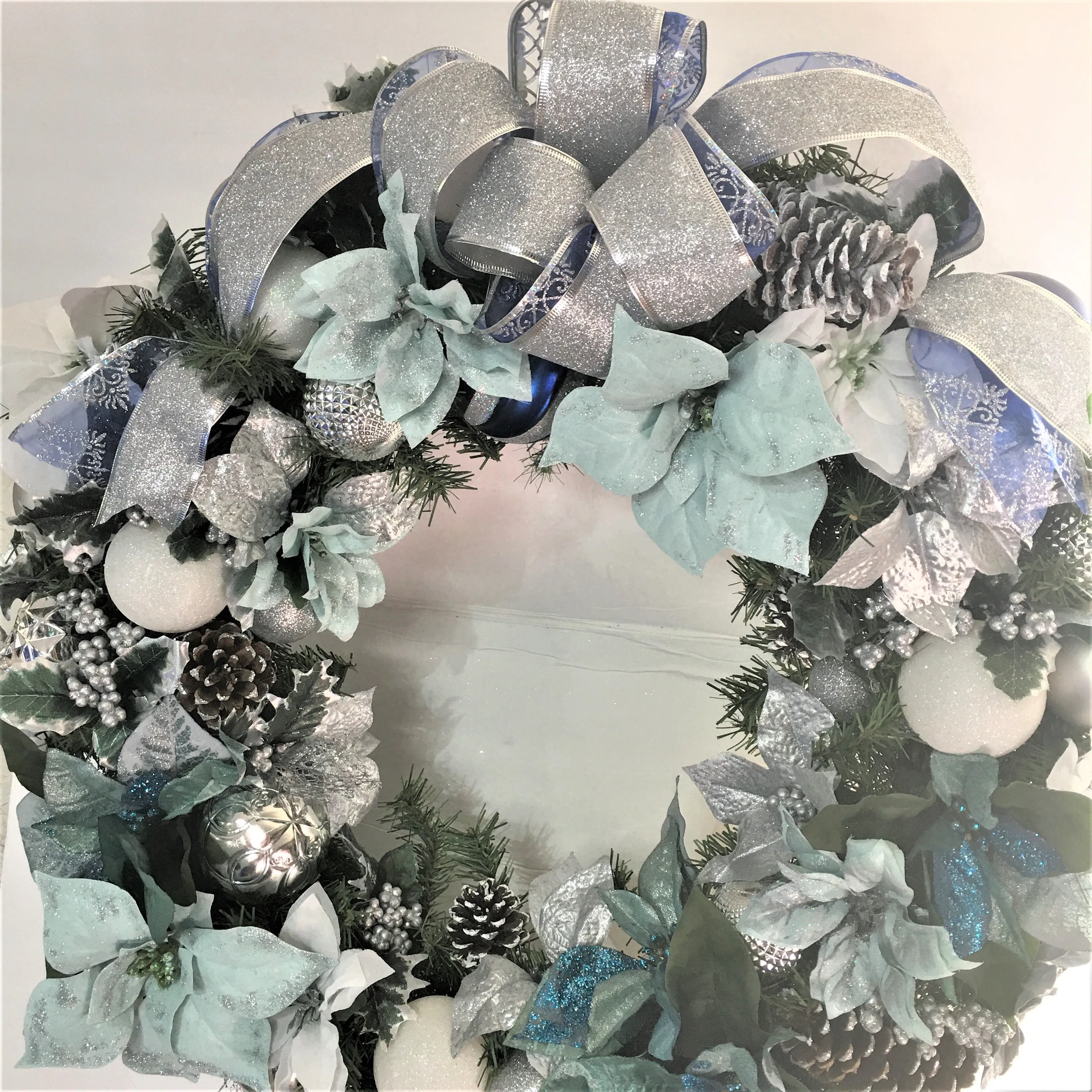 Winter's Splendor Wreath 26"