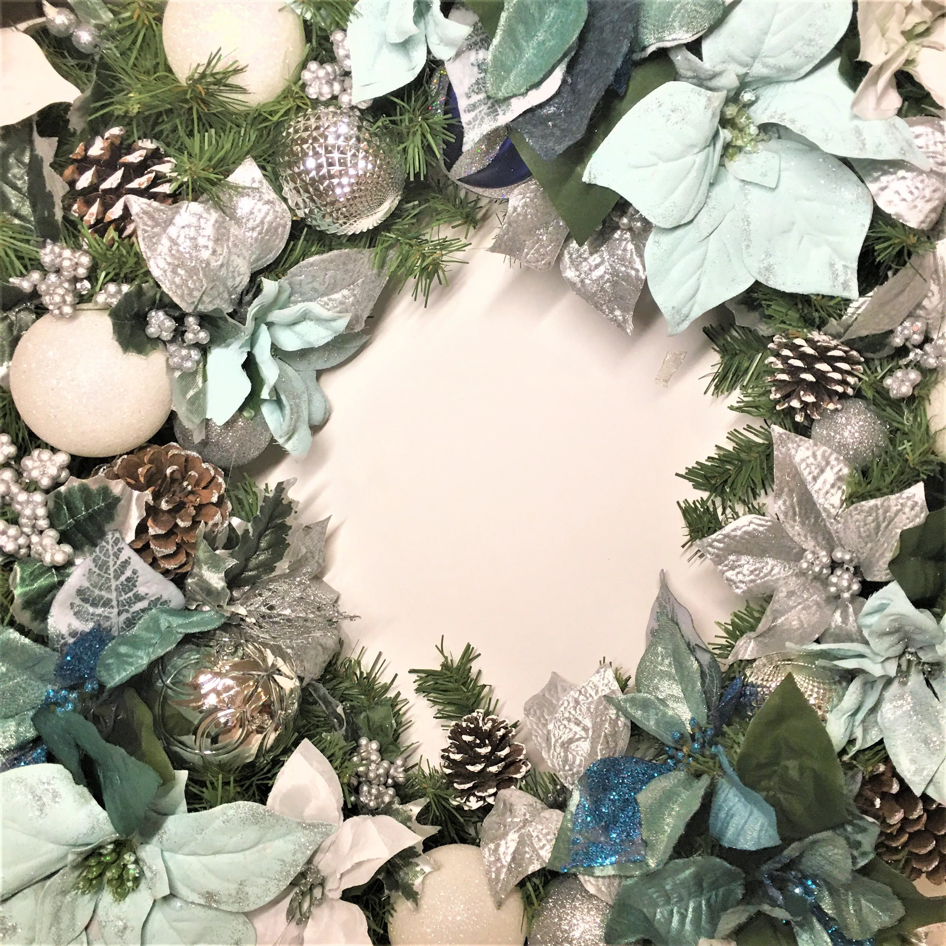 Winter's Splendor Wreath 26"