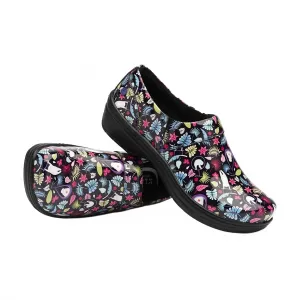 Women's Mission Clog In Sloth Swing Patent