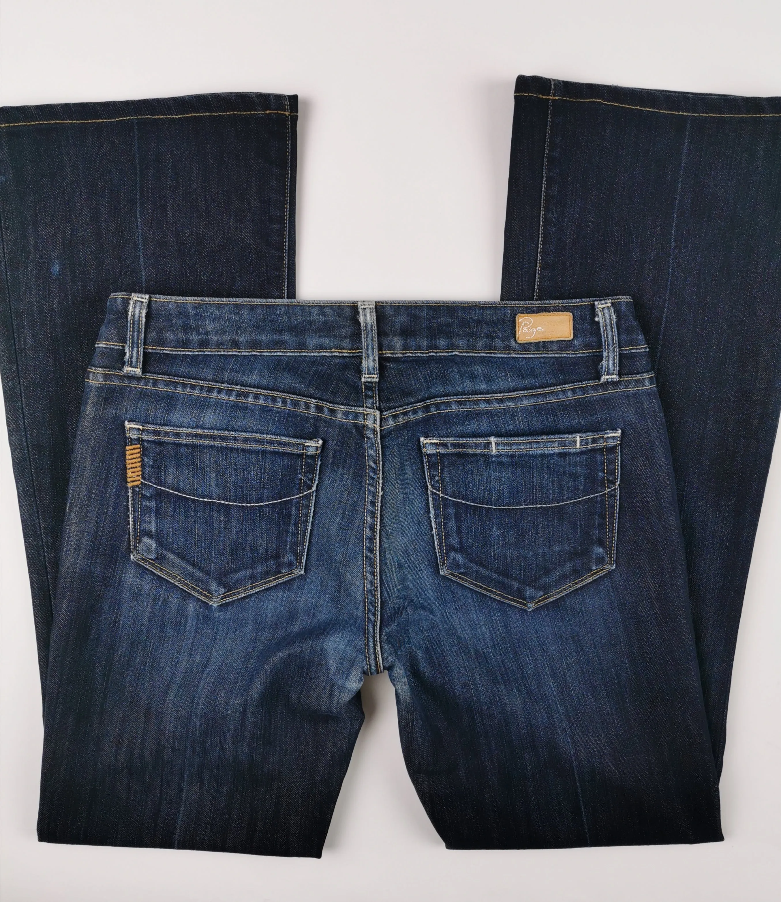 WOMENS SIZE 28/30 - Paige, 'Laurel Canyon' Premium Designer Denim, Low-rise, Bootcut EUC B18